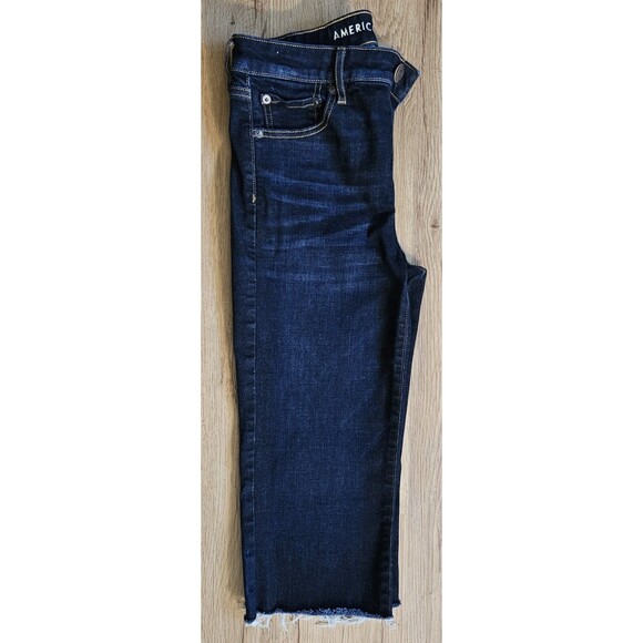 American Eagle High-Rise Crop Flare Raw Hem Super Stretch Womens Capri 4R Dark - Picture 1 of 6